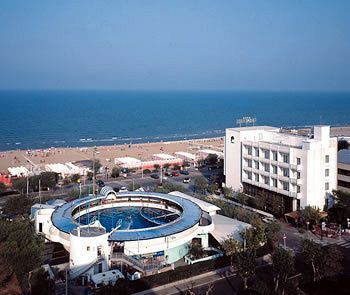 The Promenade Luxury Wellness Hotel Riccione Exterior foto